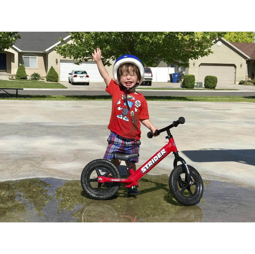 Red Balance Bike I7057