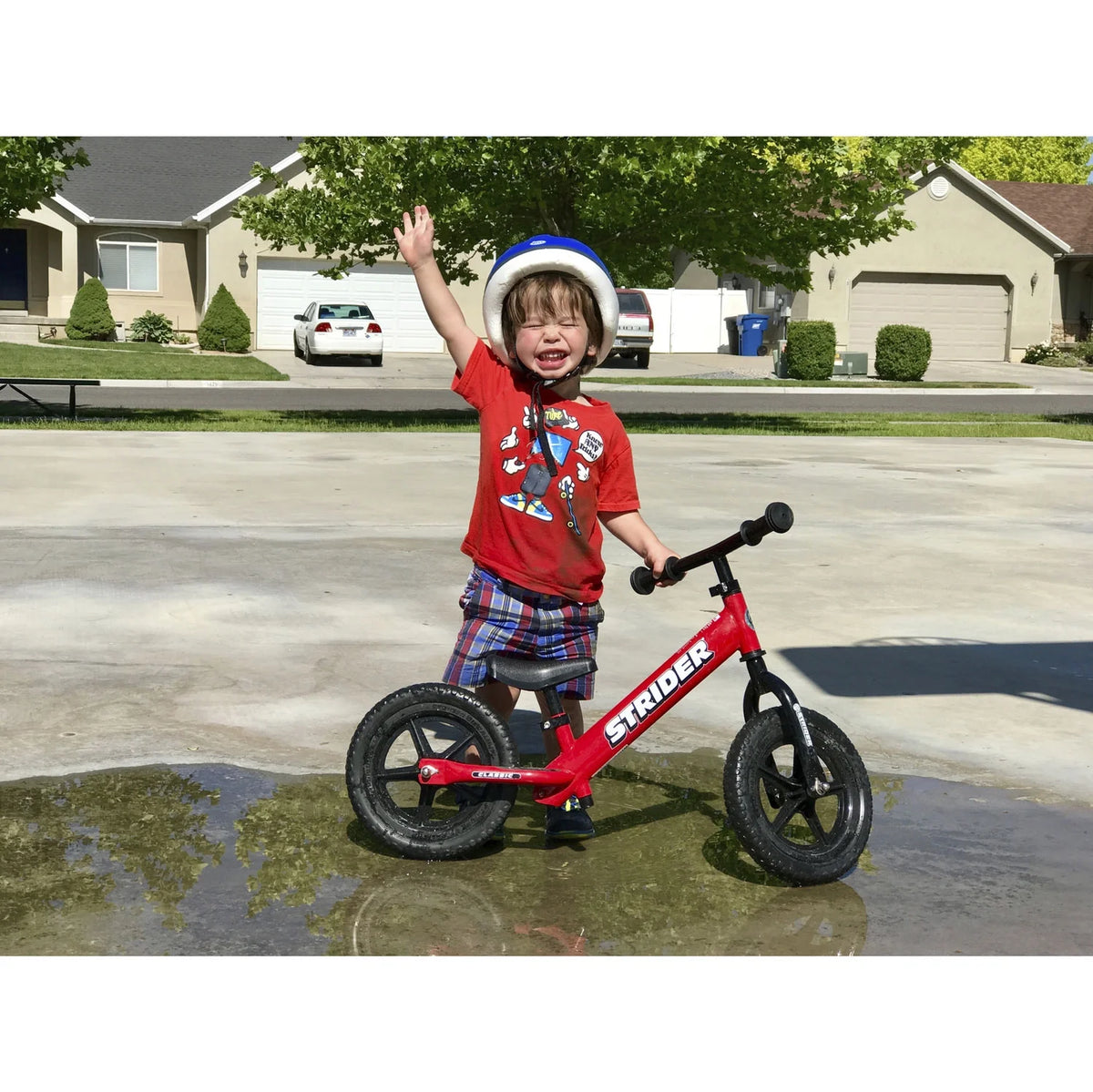 Red Balance Bike I7057
