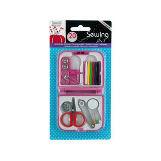 Compact Sewing Kit in Case Q497