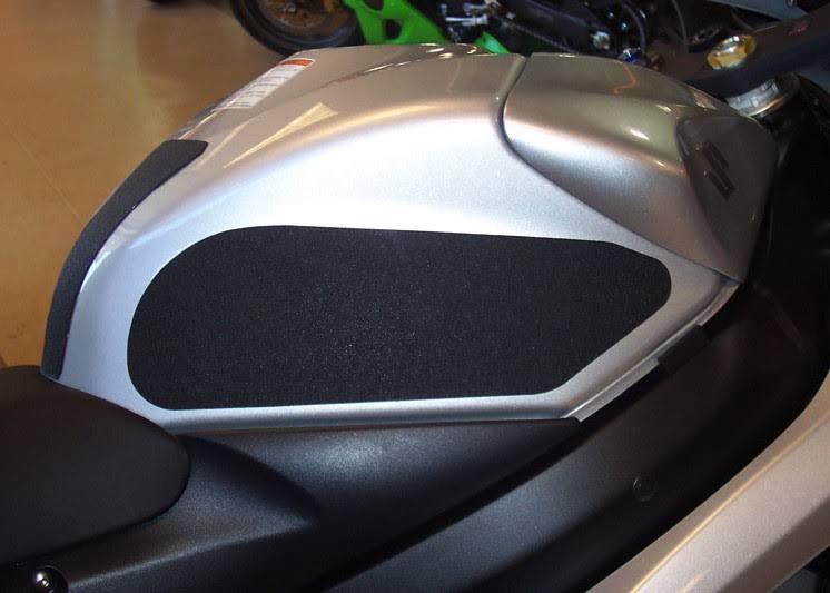 Snake Skin Track Grip P753