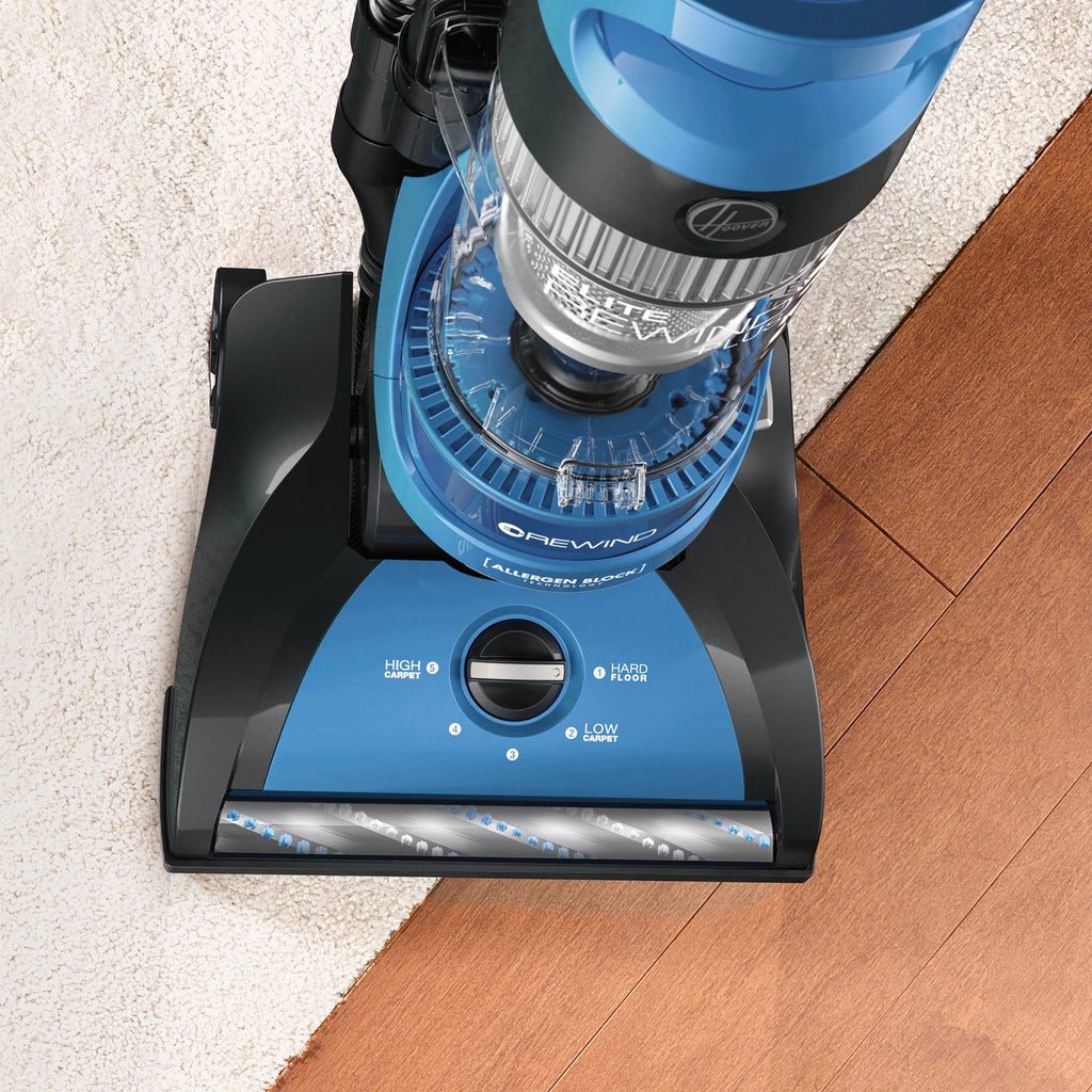 Upright Vacuum Cleaner with HEPA Media D7116