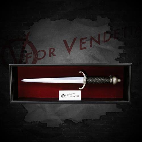Dagger Prop Replica J373