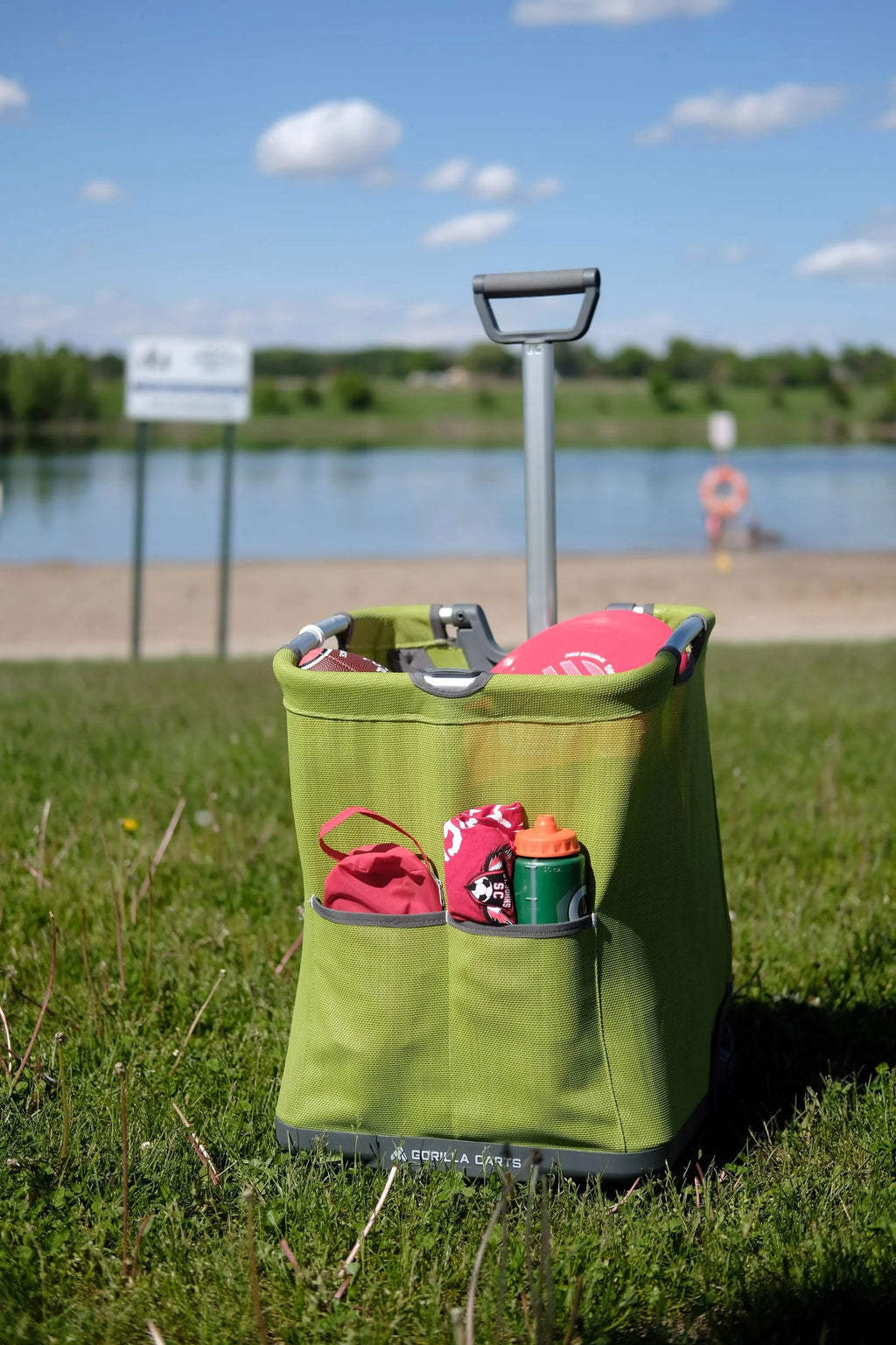Soft-Sided Folding Cart 50 lbs. Capacity with 4 Flat-Free Wheels D602