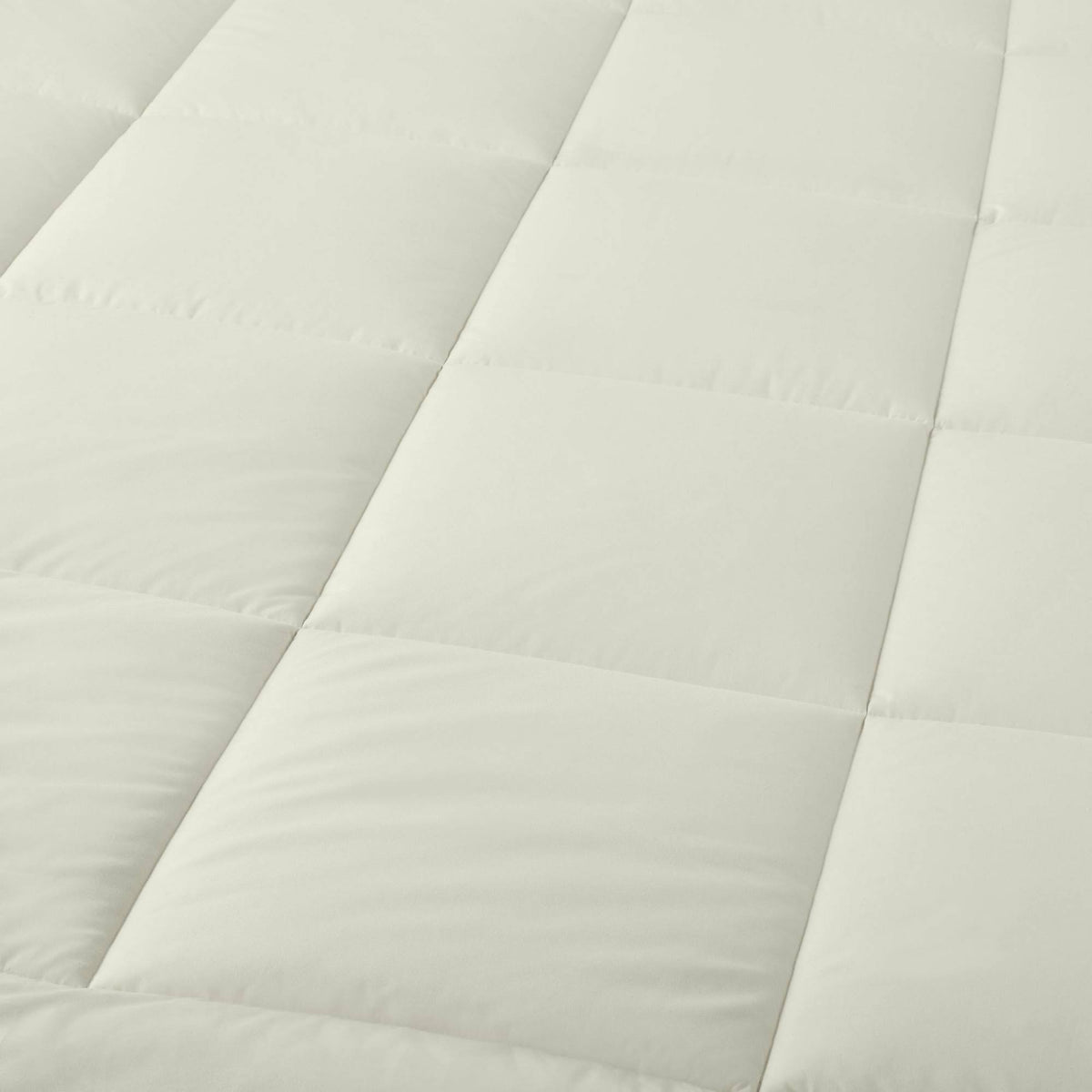 Wool Blend Mattress Topper A85513