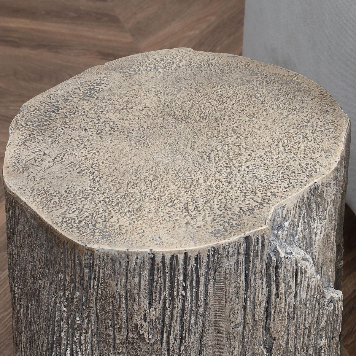 Natural Tree Stump Side Table R315