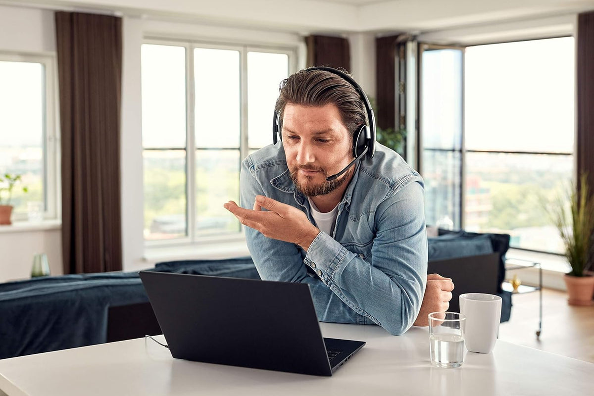 Wired Headset with Noise Cancelling Microphone J1392