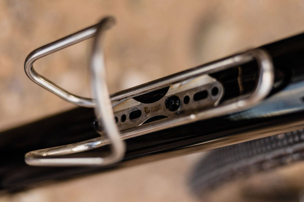 Titanium Silver Bottle Cage M42958