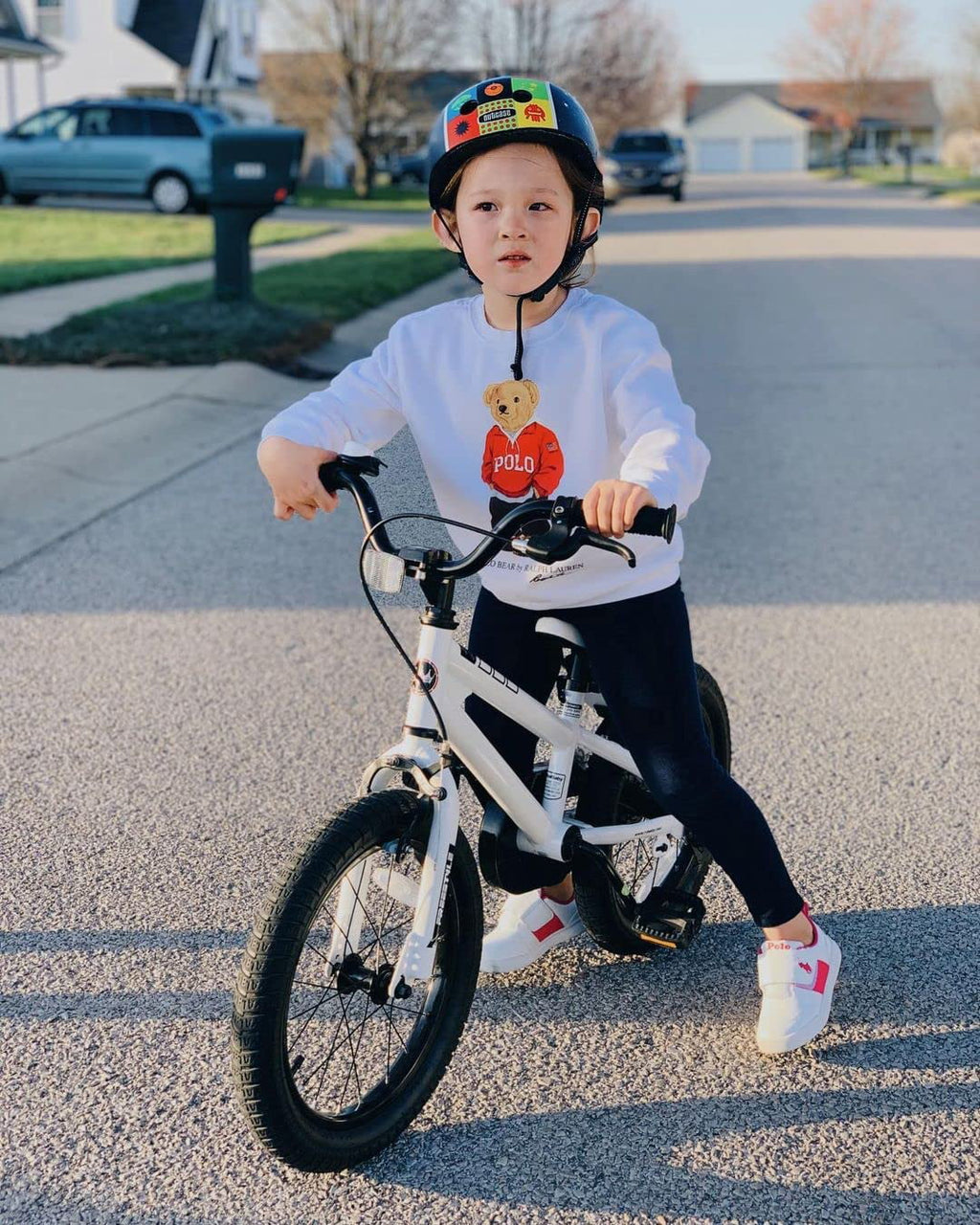 12 In Black Kids Bike with Training Wheels N60748