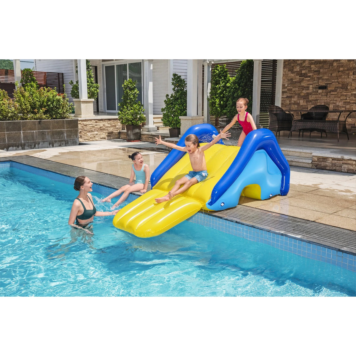 Inflatable Pool Water Slide with Built-In Sprinkler J60717