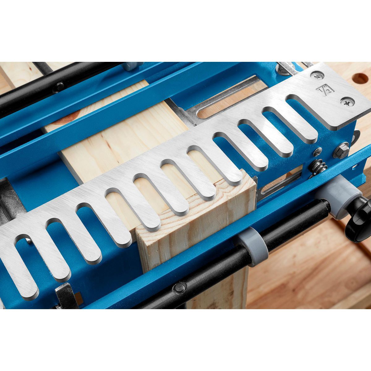 Dovetail Jig X66901